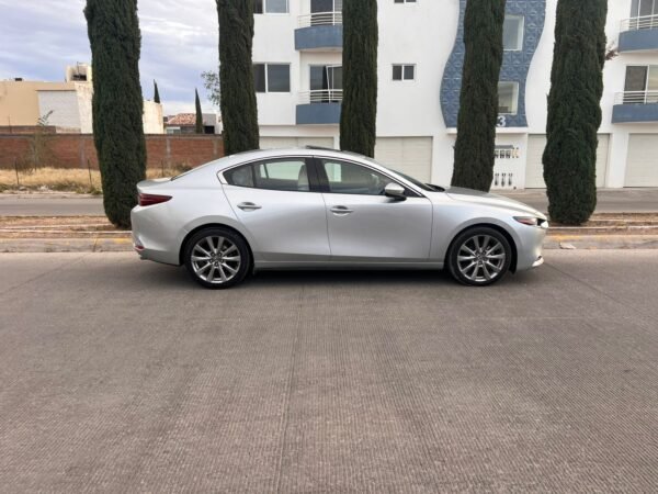 Mazda 3 Sedán i Grand Touring 2019 - Imagen 11