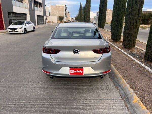 Mazda 3 Sedán i Grand Touring 2019 - Imagen 9