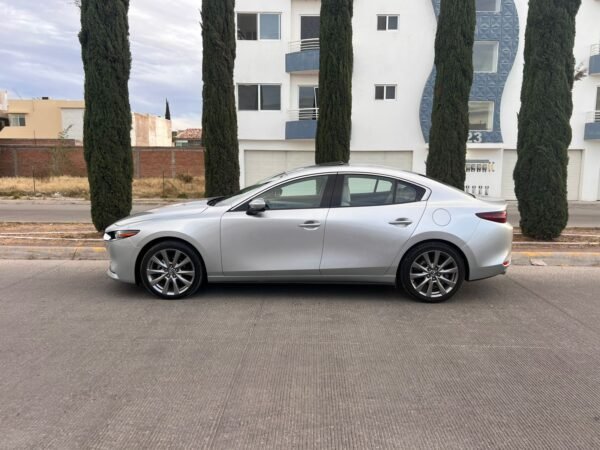 Mazda 3 Sedán i Grand Touring 2019 - Imagen 10