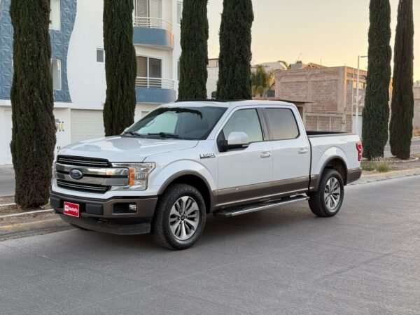 Ford Lobo Lariat 2018 - Imagen 4