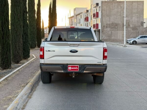 Ford Lobo Lariat 2018 - Imagen 8