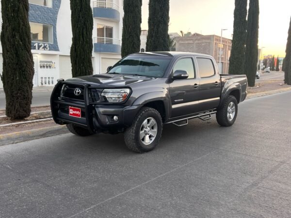 Toyota Tacoma 4x4 2015 - Imagen 8