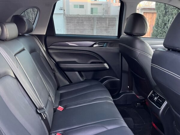 Dodge Journey Sport 2023 - Imagen 12
