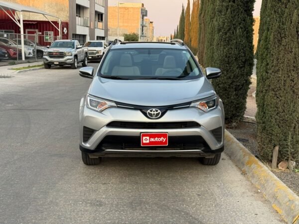Toyota Rav4 XLE 2017 - Imagen 11