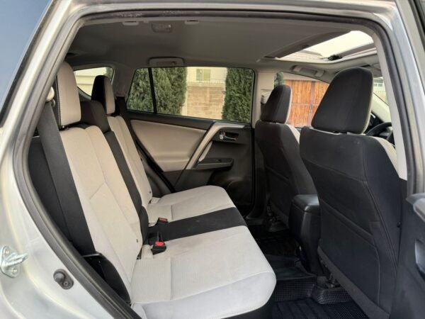 Toyota Rav4 XLE 2017 - Imagen 5