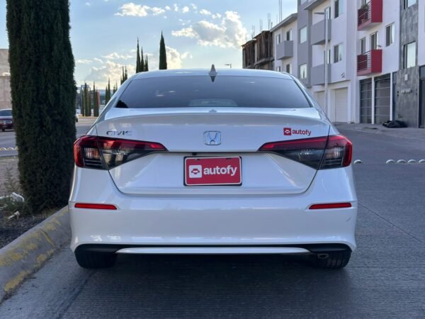 Honda Civic i-Style 2022 - Imagen 5
