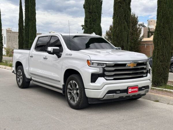 Chevrolet Cheyenne High Country 4x4 2024